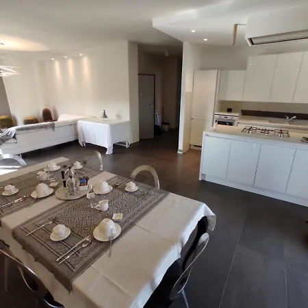 Silvia Elegant House - Design Moderno, Accoglienza Esclusiva *