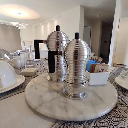 Silvia Elegant House - Design Moderno, Accoglienza Esclusiva Bed & Breakfast Paganica