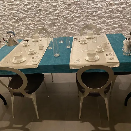 Bed & Breakfast Silvia Elegant House - Design Moderno, Accoglienza Esclusiva Paganica