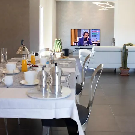 Bed & Breakfast Silvia Elegant House - Design Moderno, Accoglienza Esclusiva Paganica