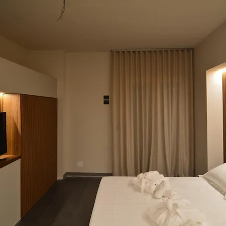 Esse Elegant House B&b-boutique Wellness Vicino Al Gran Sasso D Italia LʼAquila