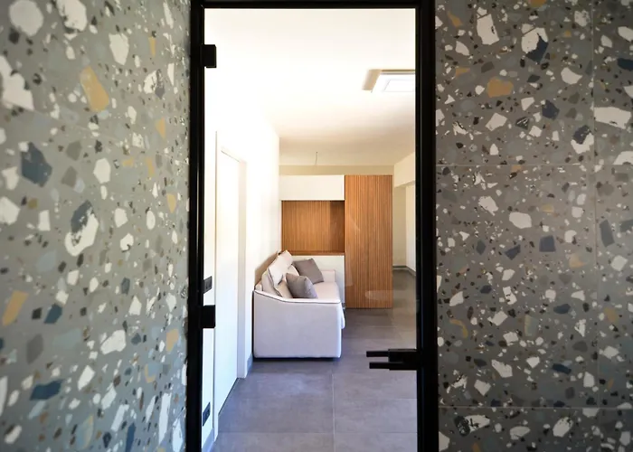 Esse Elegant House B&b-boutique Wellness Vicino Al Gran Sasso D Italia Couette-café LʼAquila